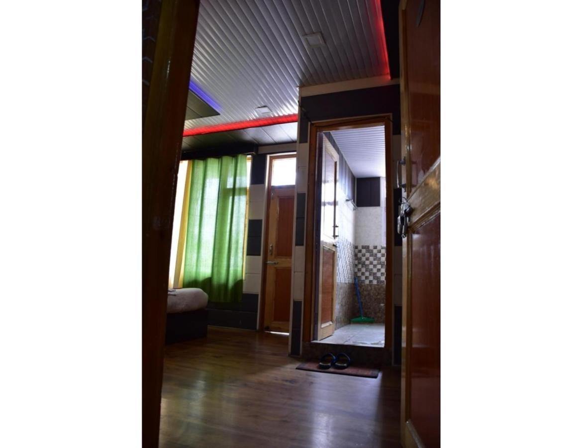Hotel Peak View, Lahaul Sissu Exterior photo